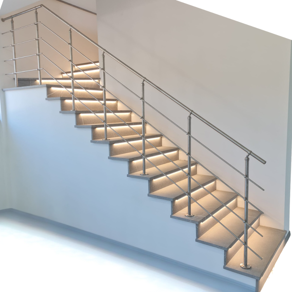 ringhiera-scala-interna-acciaio-inox-fissaggio-pavimento-misure-personalizzabili-prodotto-italia